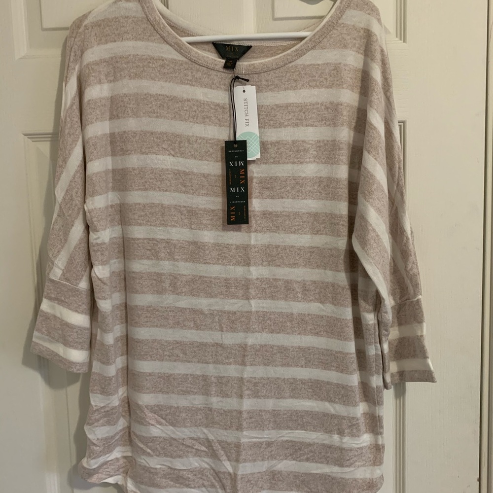 3/4 sleeve brushes sweater
